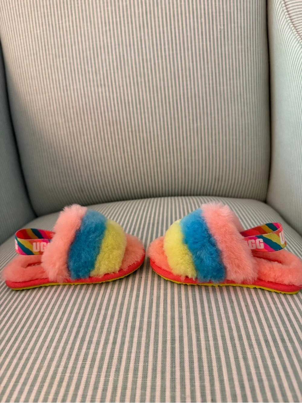 UGG Kids Rainbow Fuzzy Slide Slippers - Multicolor